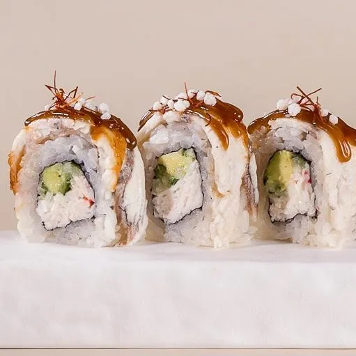 Ролл с камчатским крабом и угрём (5шт)
